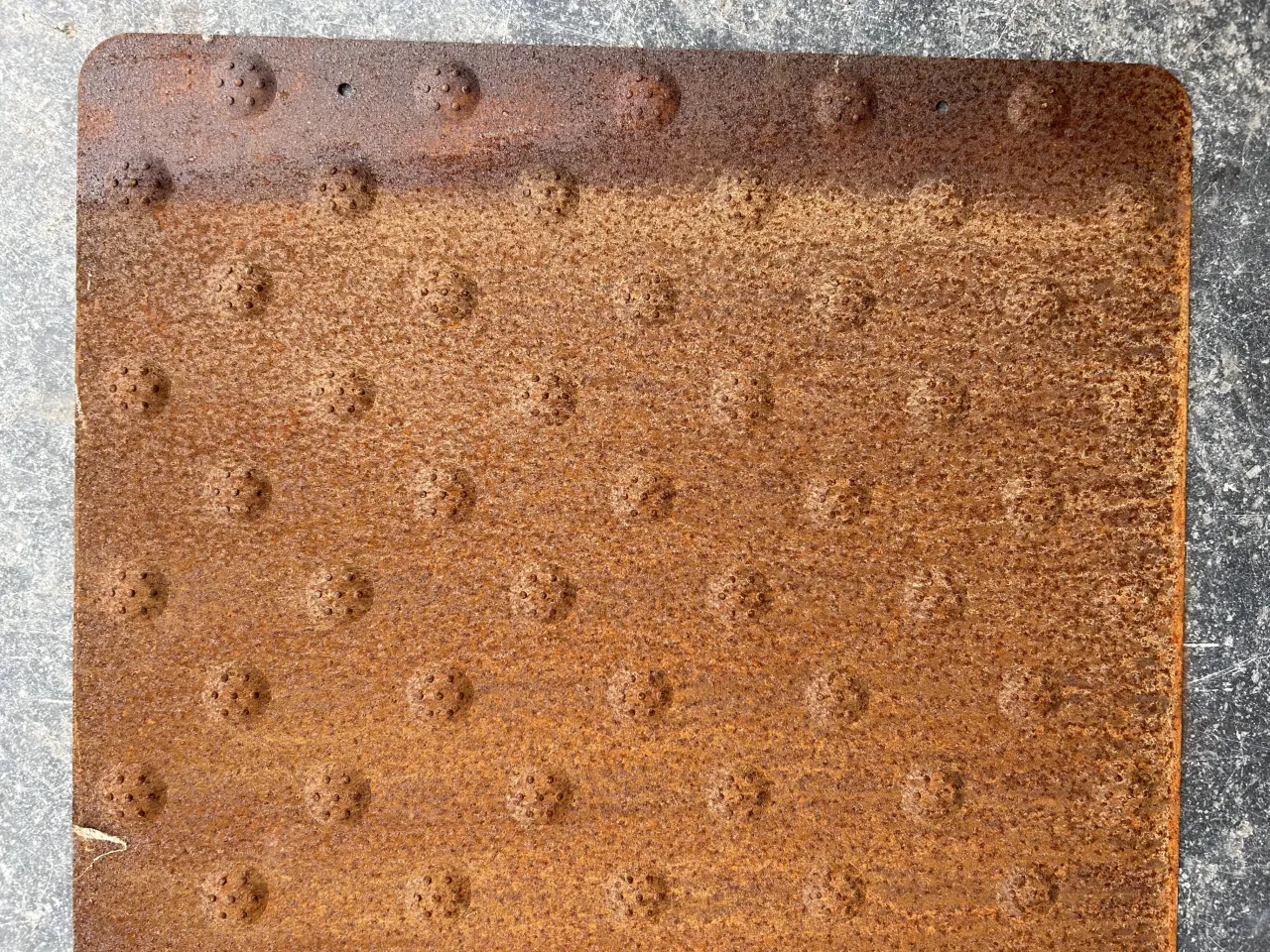 Dalle_podotactile_TOLPLOT_Corten_4