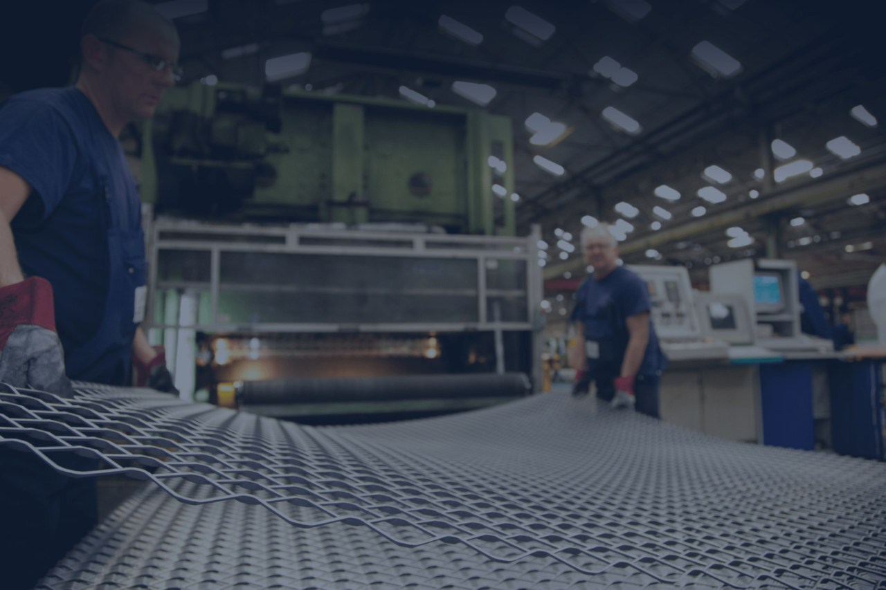 Banner_metal_deploye