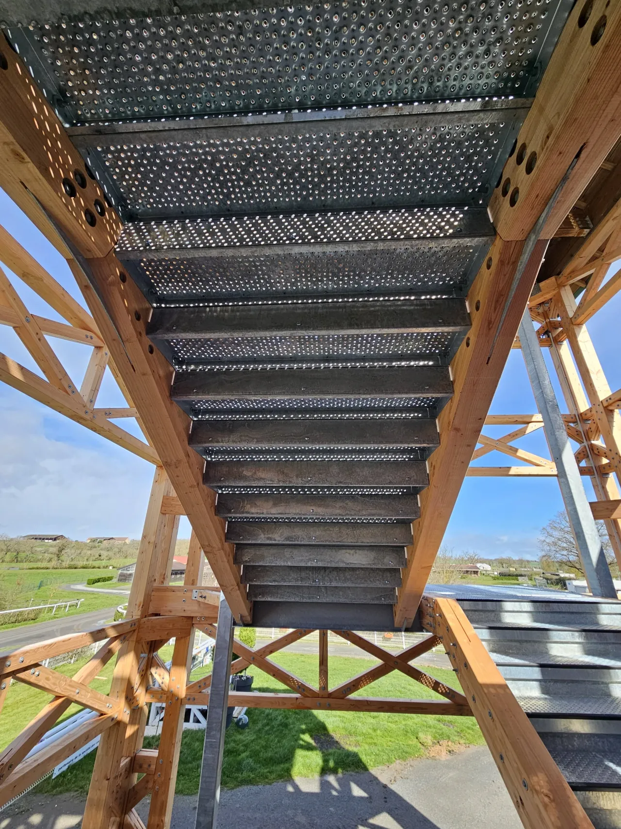 Marches_metalliques_TOLHUIT_3