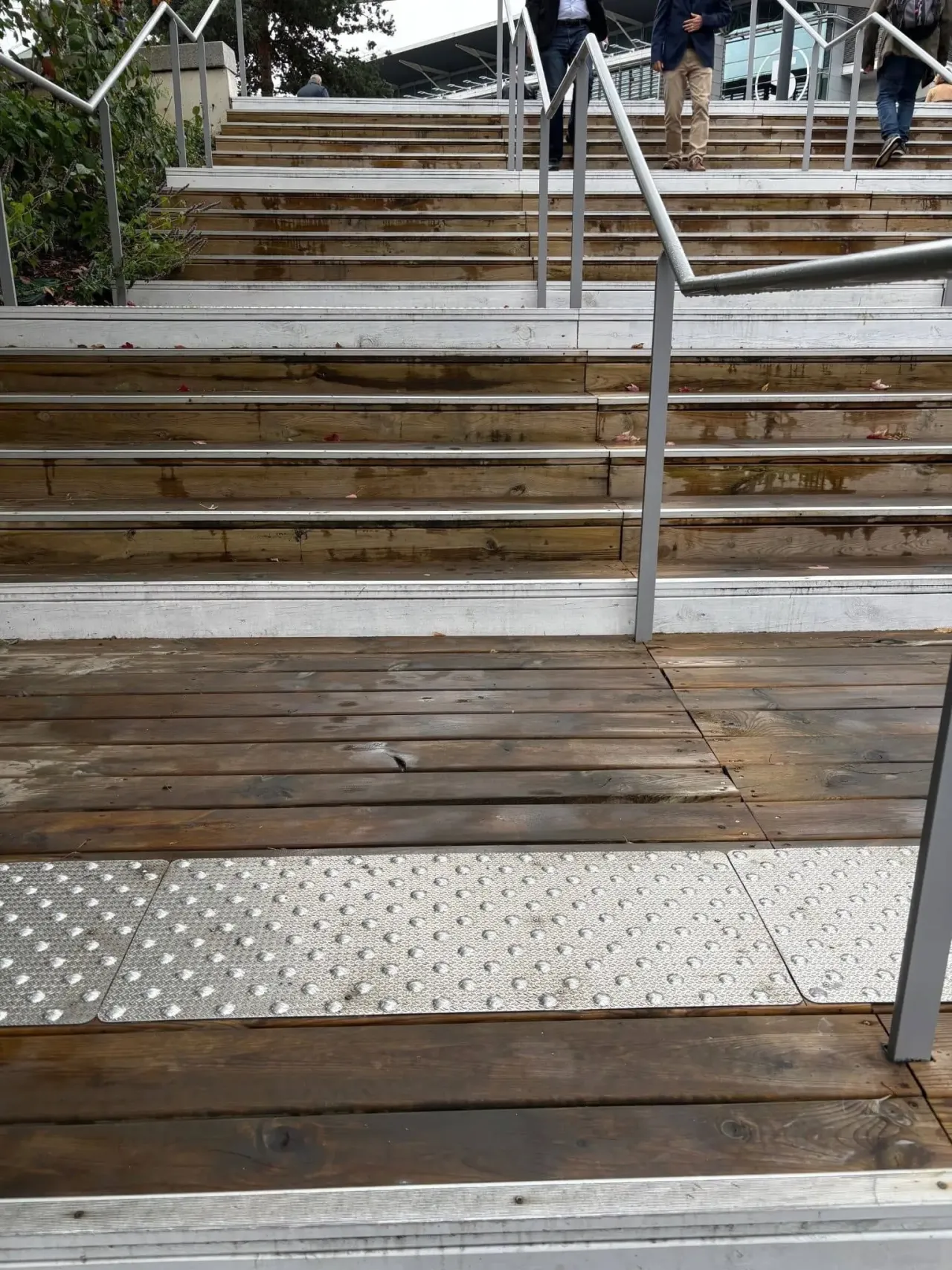 Dalle_podotactile_TOLPLOT_grain_de_riz_1