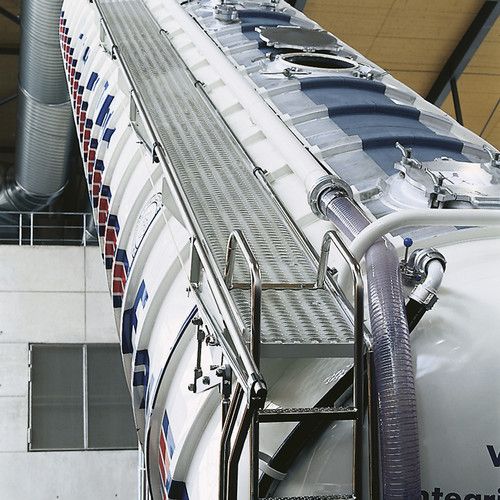 passerelle camion citerne